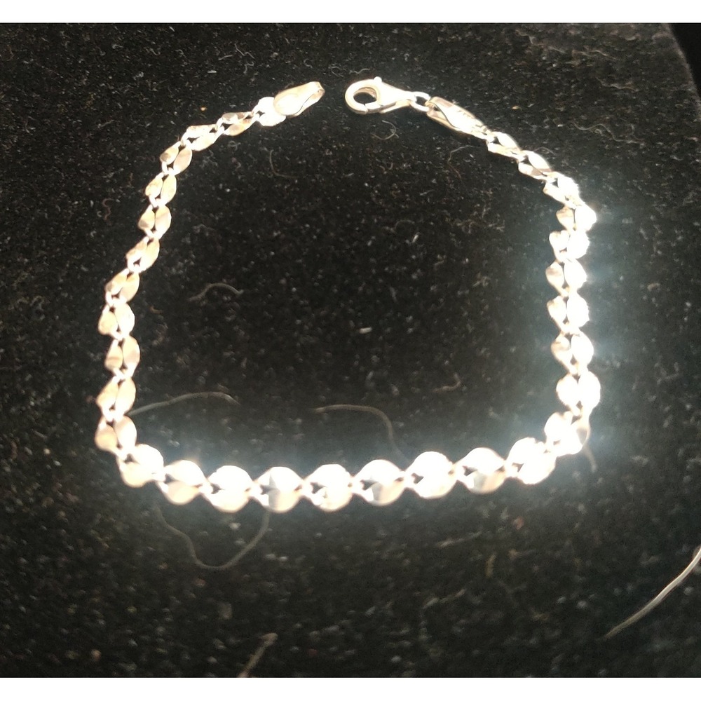 Sterling Silver 925 Diamond-cut‎ Disc and Beaded Link Bracelet - Picture 3 of 3
